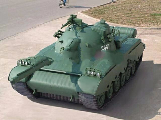 宝安军用充气坦克车